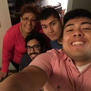 Meet your Posher, Eduardo